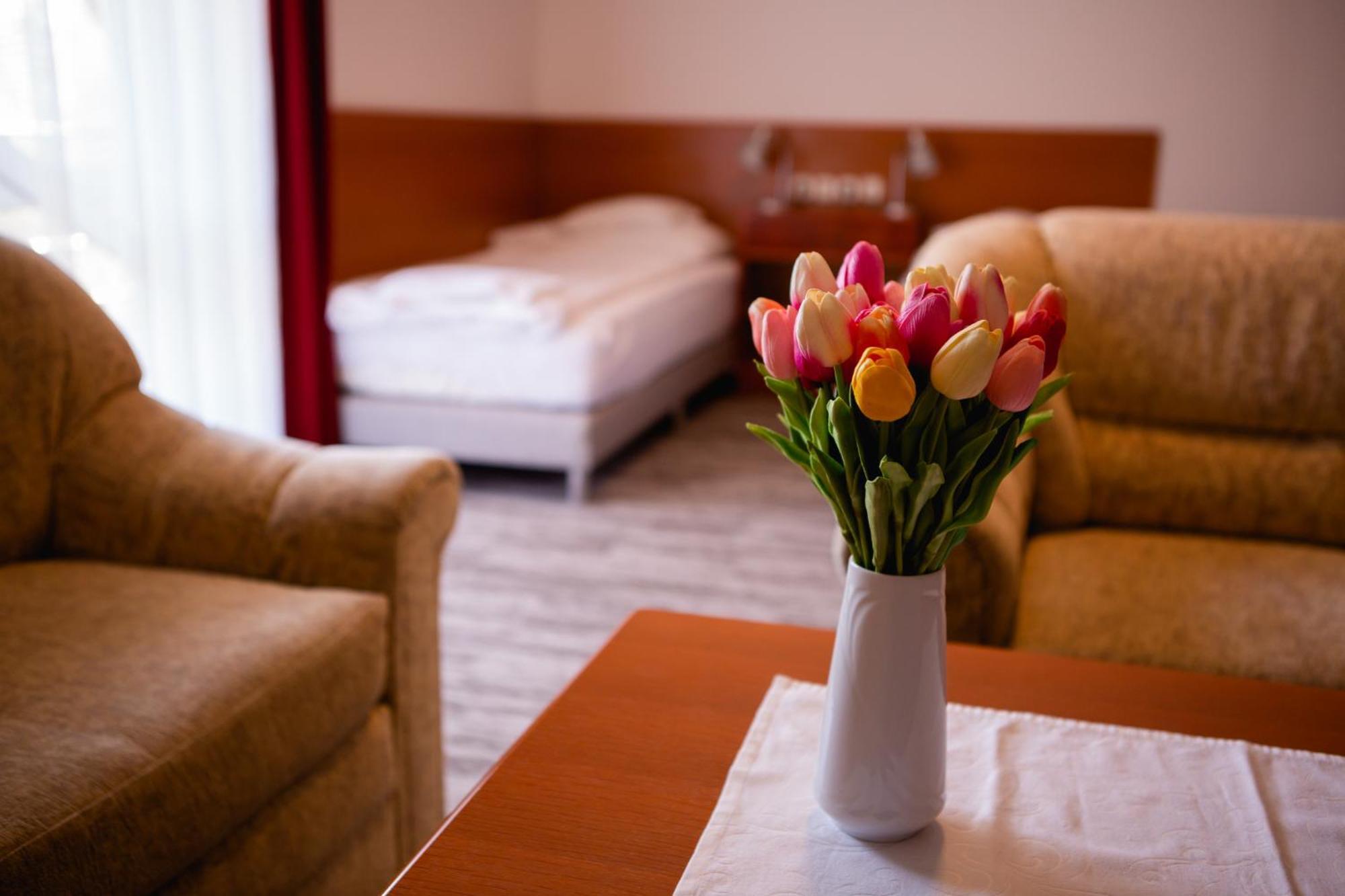 Hotel Ovit Keszthely Zewnętrze zdjęcie