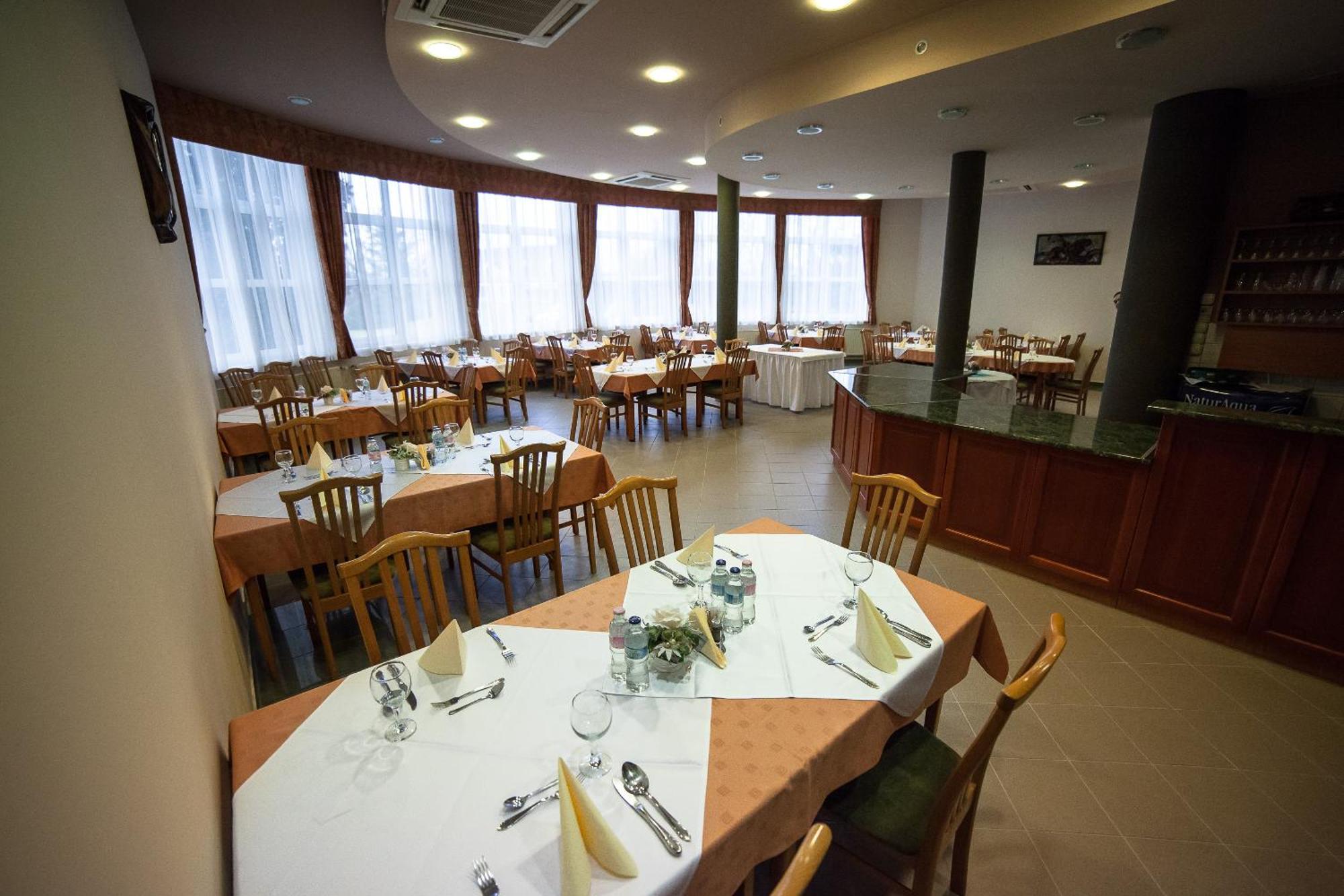 Hotel Ovit Keszthely Zewnętrze zdjęcie