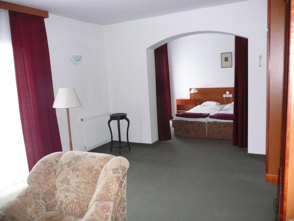 Hotel Ovit Keszthely Pokój zdjęcie