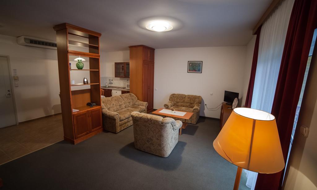 Hotel Ovit Keszthely Zewnętrze zdjęcie